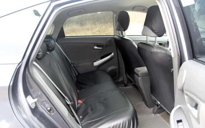 Toyota Prius cena 38300 przebieg: 206337, rok produkcji 2011 z Płock małe 704